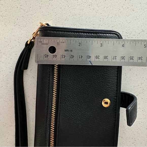 Tory Burch Wallet - Picture 8 of 10